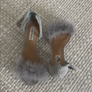 Grey feathered high heels